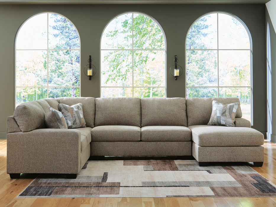 Newellen Sectional with Chaise - Furniture 2 Go- FL