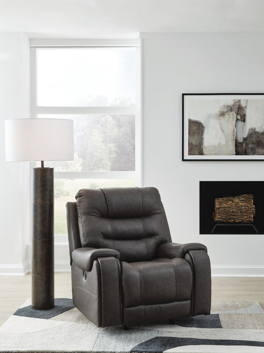 Femley Recliner - Furniture 2 Go- FL