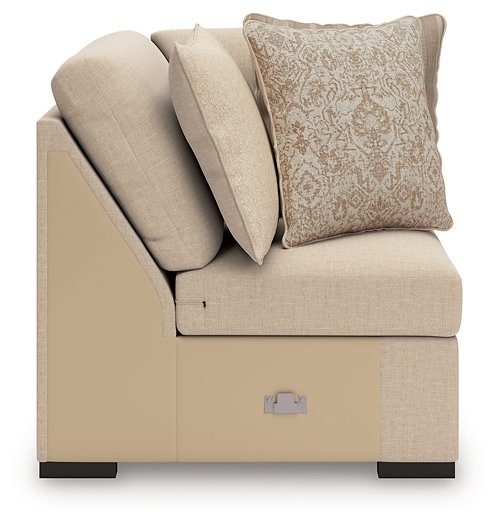 LadyMae Sectional with Chaise - Furniture 2 Go- FL