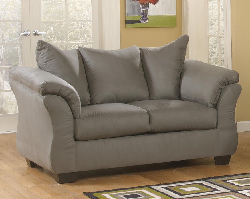 Darcy Loveseat - Furniture 2 Go- FL