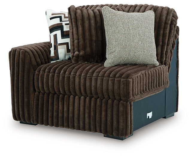 Midnight-Madness Sectional - Furniture 2 Go- FL