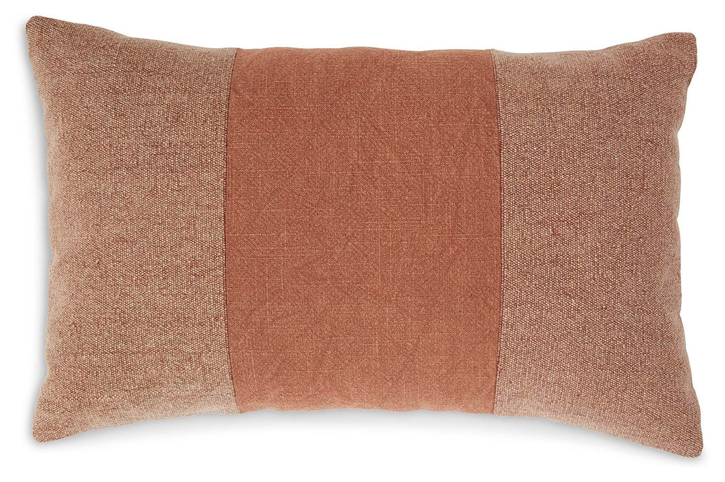 Dovinton Pillow - Furniture 2 Go- FL