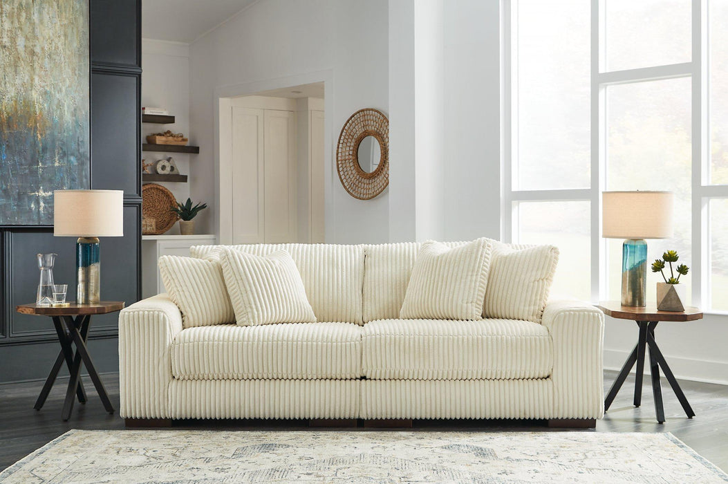 Lindyn Sectional Sofa - Furniture 2 Go- FL