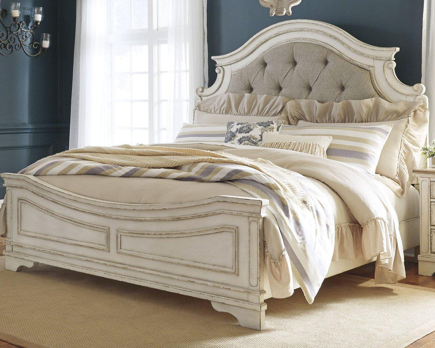 Realyn Upholstered Bed - Furniture 2 Go- FL