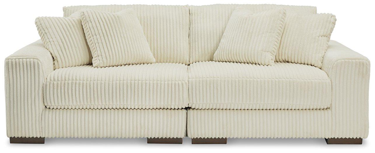 Lindyn Sectional Sofa - Furniture 2 Go- FL