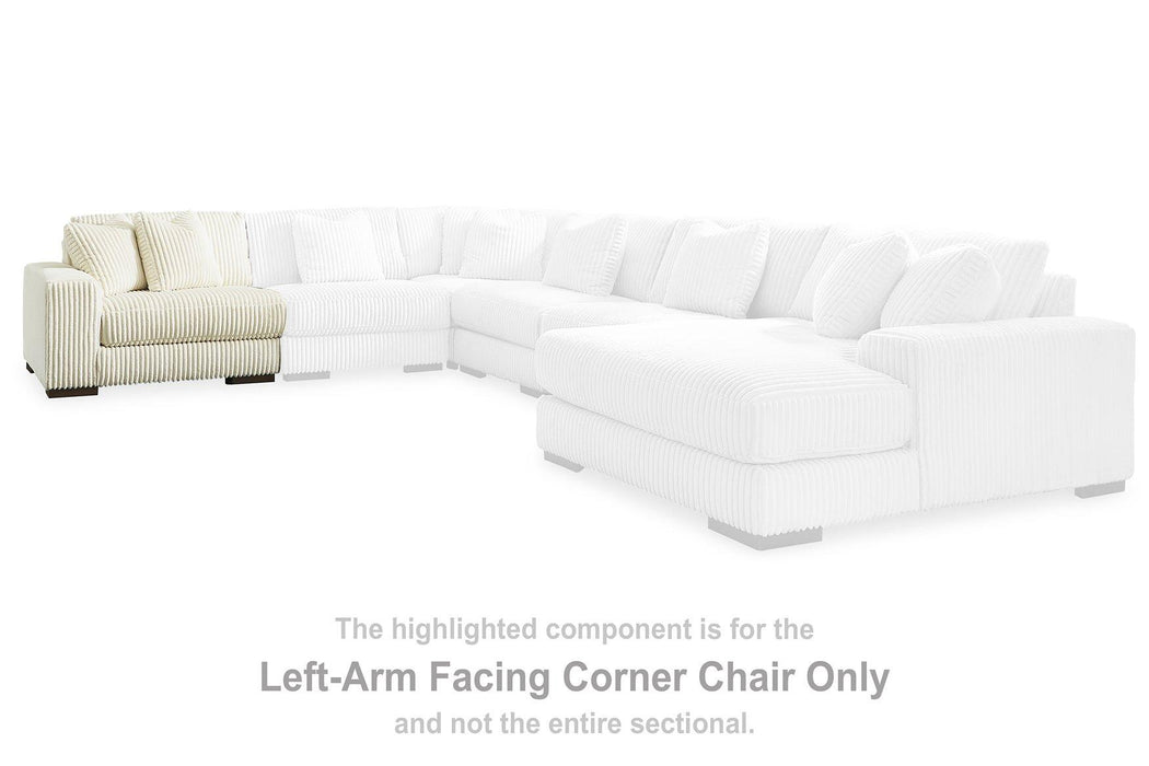 Lindyn Sectional with Chaise - Furniture 2 Go- FL