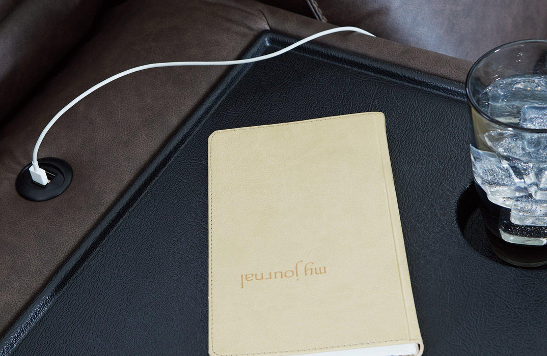 Lavenhorne Living Room Set - Furniture 2 Go- FL