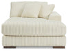 Lindyn Sectional with Chaise - Furniture 2 Go- FL