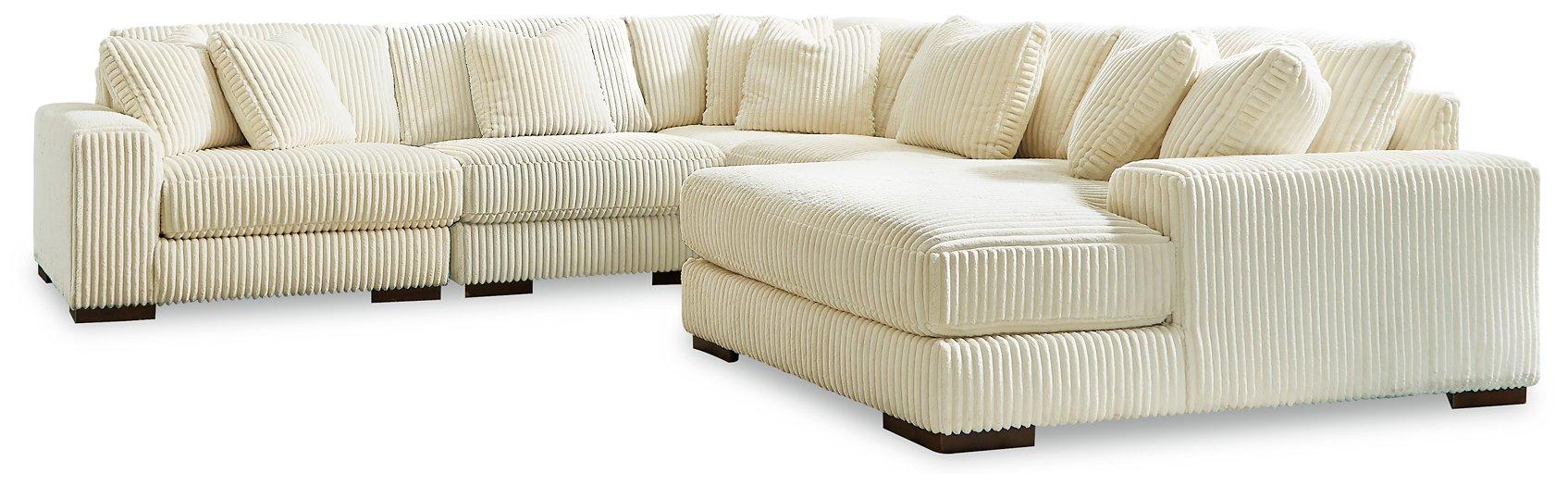 Lindyn Sectional with Chaise - Furniture 2 Go- FL