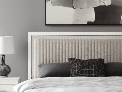Zuraleus Bed - Furniture 2 Go- FL