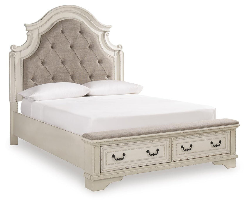 Realyn Upholstered Bed - Furniture 2 Go- FL