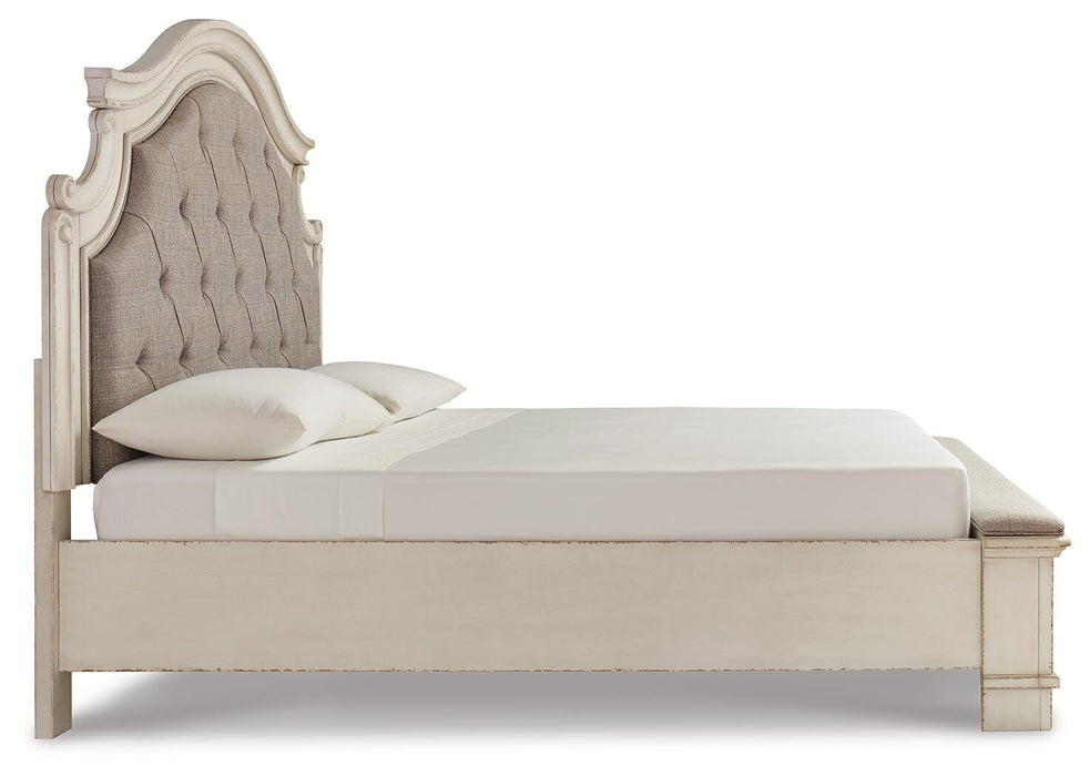 Realyn Upholstered Bed - Furniture 2 Go- FL