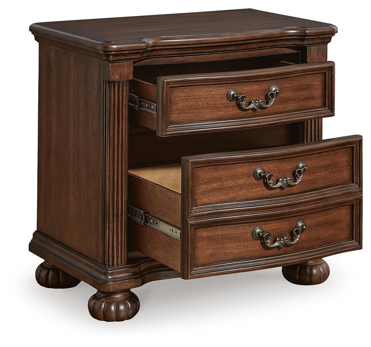 Lavinton Bedroom Set - Furniture 2 Go- FL