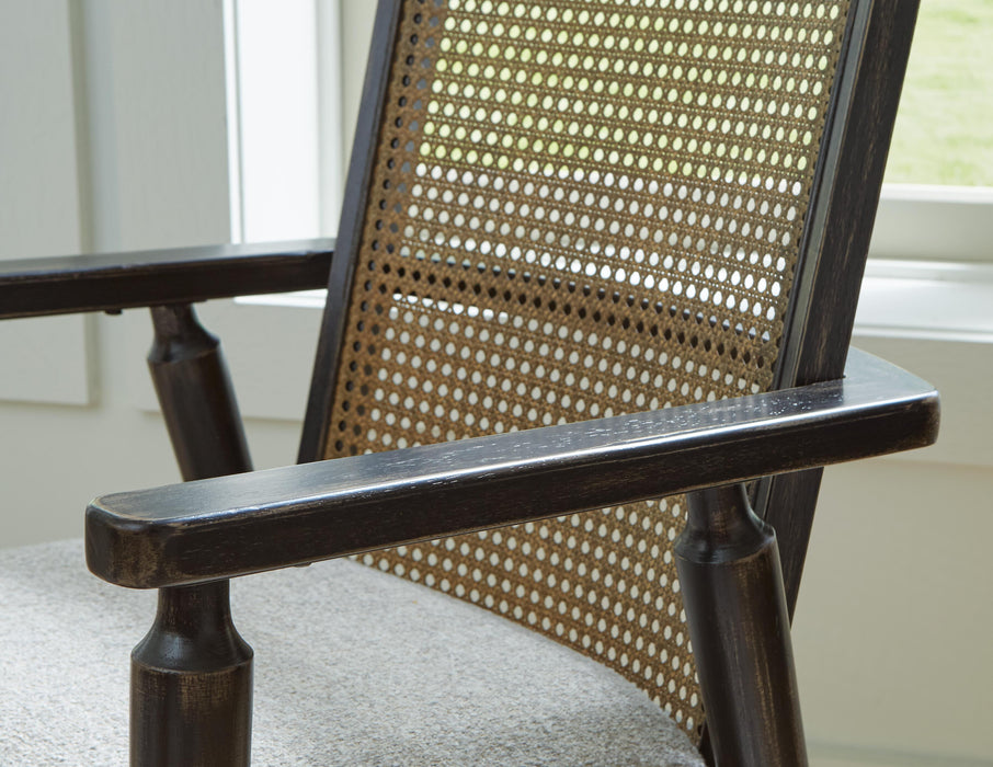 Galliden Dining Arm Chair - Furniture 2 Go- FL