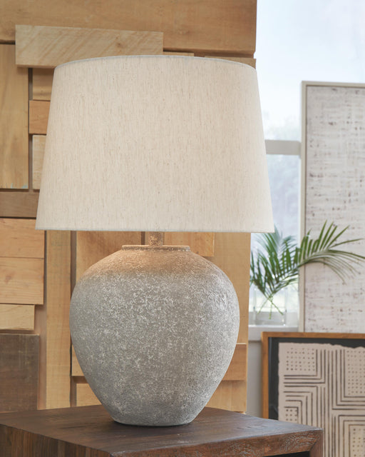 Dreward Lamp Set - Furniture 2 Go- FL