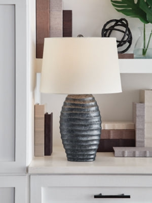 Caronick Table Lamp (Set of 2) - Furniture 2 Go- FL