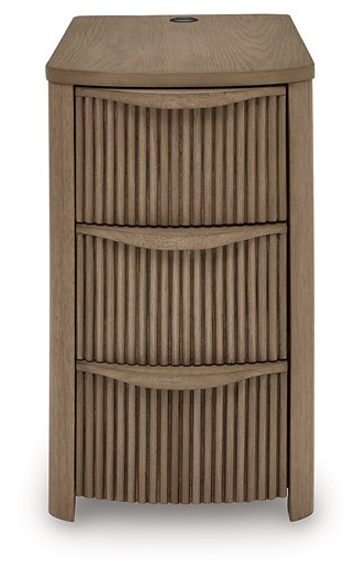 Camdill Chairside End Table - Furniture 2 Go- FL